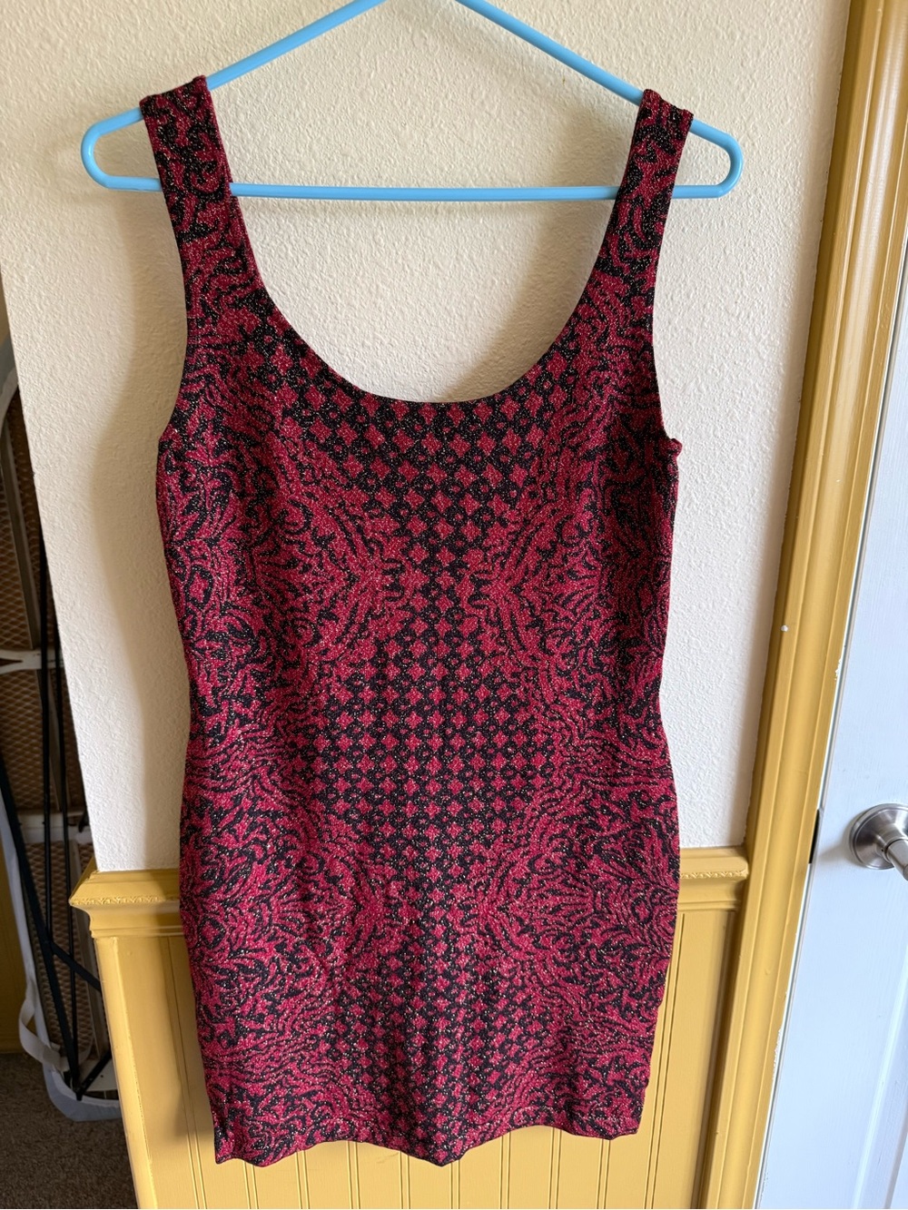 Rock & Republic sleeveless Red and Black Patterned stretchy Women's Tank Dress